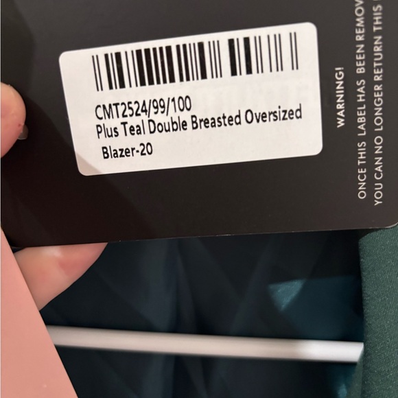 PrettyLittleThing Blazer - Picture 4 of 5